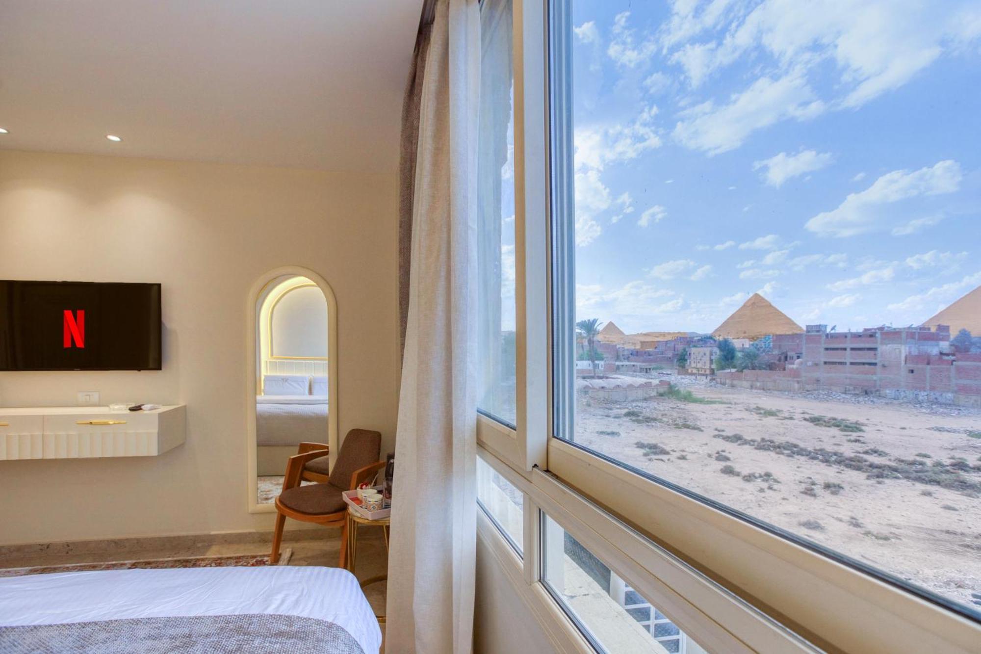 Pyramids Plateau Hotel Kafret el-Gabal Exteriör bild